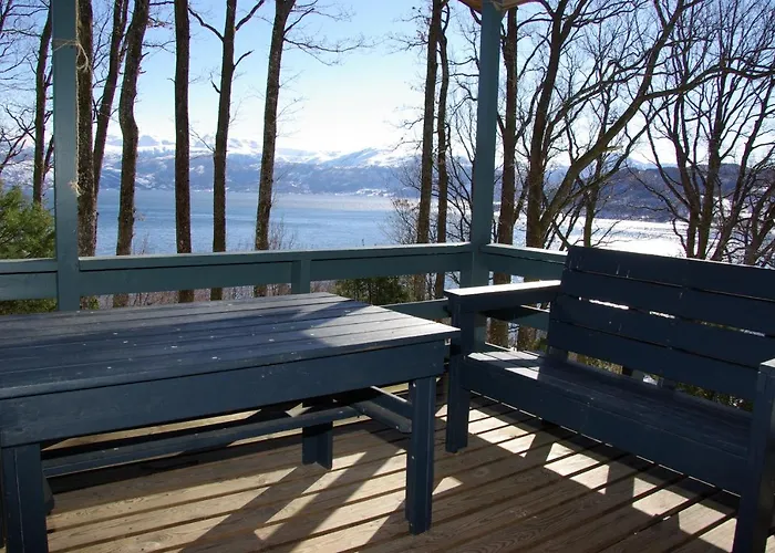 Hardanger Feriesenter Neshagen Chalet *