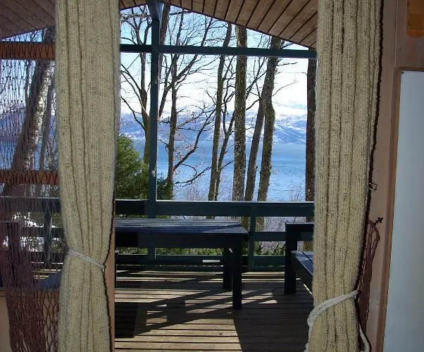 Hardanger Feriesenter Neshagen Chalet *
